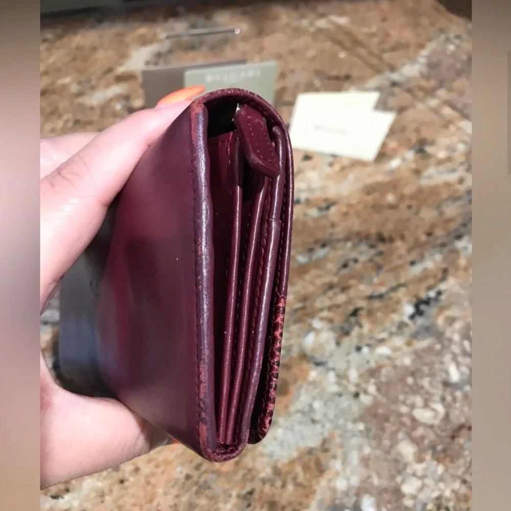 BVLGari Burgundy Large Wallet 🎀 Certificate of Authenticity 🎀 - Picture 7 of 9